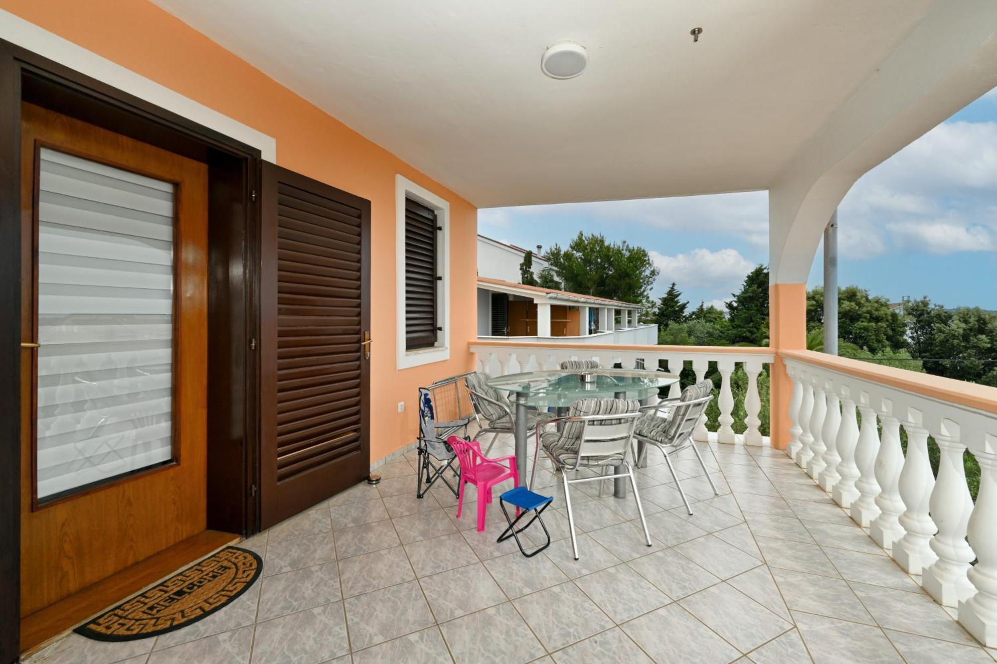 Apartment Schubert Novalja
