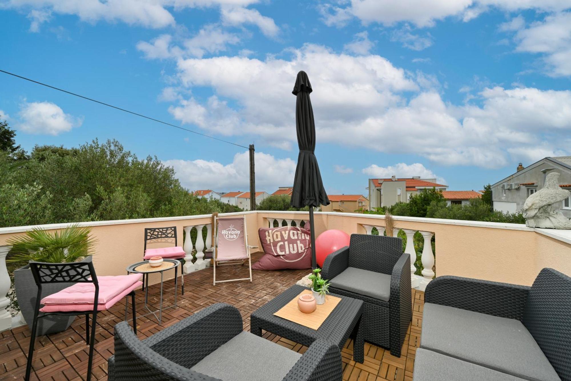 Apartment Schubert Novalja