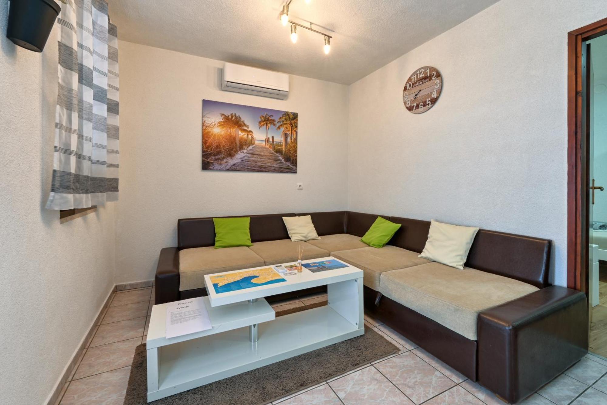 Schubert Apartment *