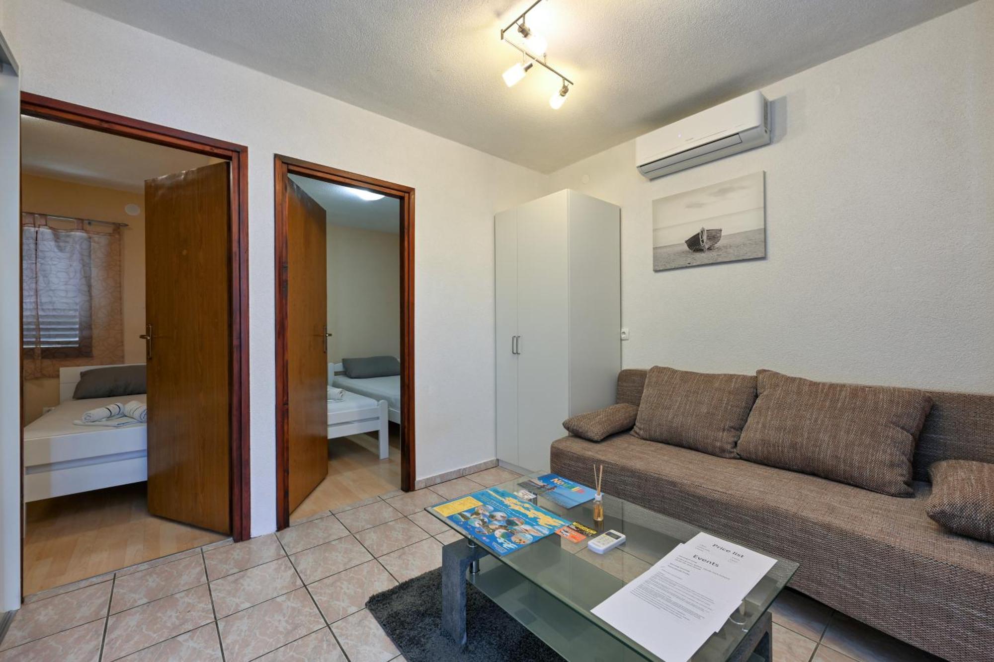 Schubert Apartment Novalja